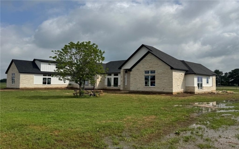 13504 Hudson Farms Rd, Franklin, TX 77859, 4 Bedrooms Bedrooms, ,3 BathroomsBathrooms,Residential,For Sale,13504 Hudson Farms Rd,25004582