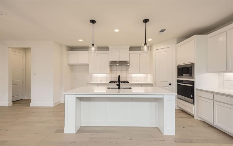 6036 Silverstein Street, Fort Worth, TX 76126, 4 Habitaciones Habitaciones , ,3 BañosBaños,Residential,En Venta,6036 Silverstein Street,0,20966923