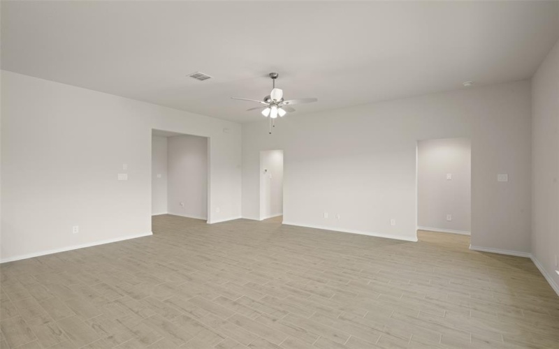 733 Stone Eagle Drive, Azle, TX 76020, 4 Habitaciones Habitaciones , ,2 BañosBaños,Residential,En Venta,733 Stone Eagle Drive,20967014