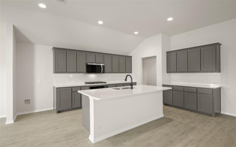 733 Stone Eagle Drive, Azle, TX 76020, 4 Habitaciones Habitaciones , ,2 BañosBaños,Residential,En Venta,733 Stone Eagle Drive,20967014