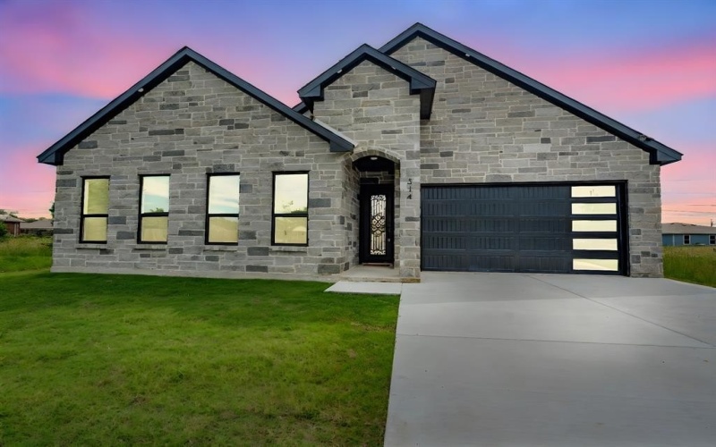 314 Rudder Road, Gun Barrel City, TX 75156, 4 Bedrooms Bedrooms, ,3 BathroomsBathrooms,Residential,For Sale,314 Rudder Road,20967019