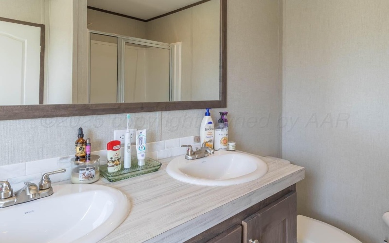 119 Crown Drive, Fritch, TX 79036, 2 Habitaciones Habitaciones , ,2 BañosBaños,Residential,En Venta,119 Crown Drive,25-5306