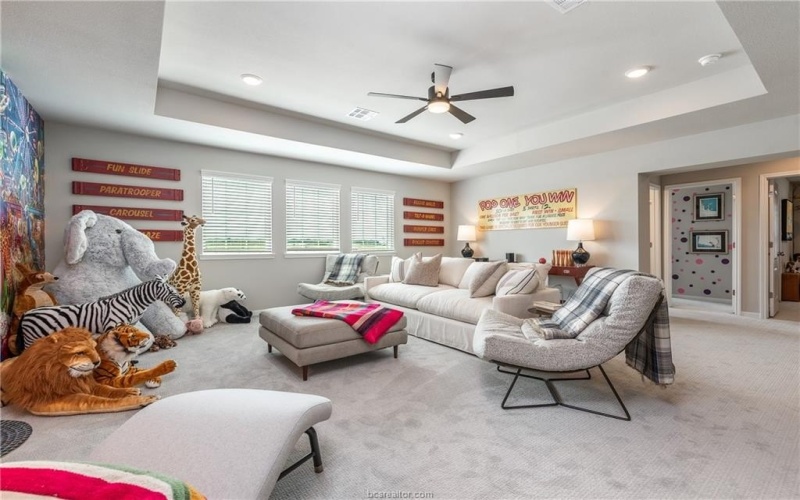 1236 Patriot Drive, College Station, TX 77845, 5 Habitaciones Habitaciones , ,3 BañosBaños,Residential,En Venta,1236 Patriot Drive,25005916