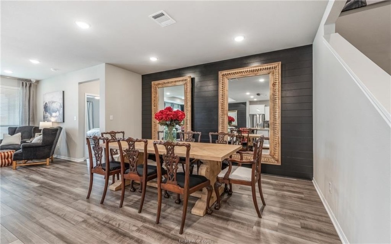 1236 Patriot Drive, College Station, TX 77845, 5 Habitaciones Habitaciones , ,3 BañosBaños,Residential,En Venta,1236 Patriot Drive,25005916