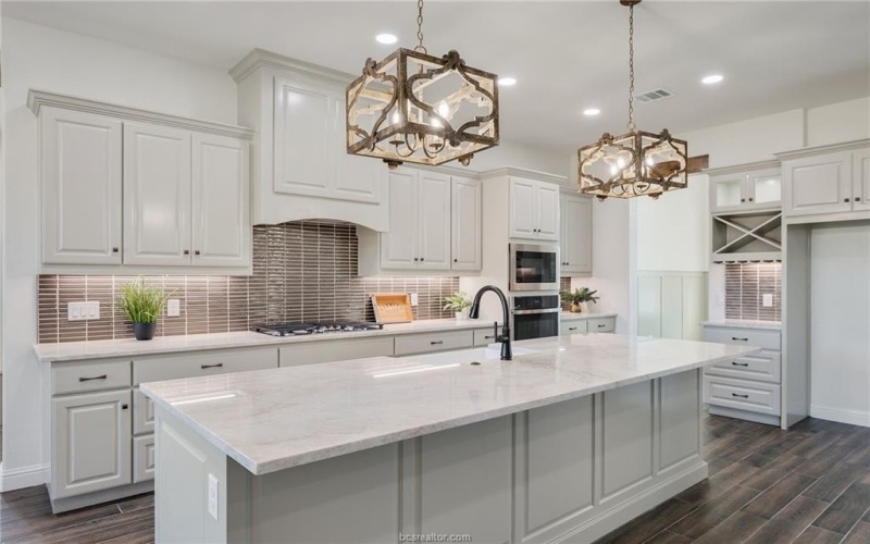 6652 Ridgeview Estates Lane, Bryan, TX 77808, 4 Habitaciones Habitaciones , ,3 BañosBaños,Residential,En Venta,6652 Ridgeview Estates Lane,25006865
