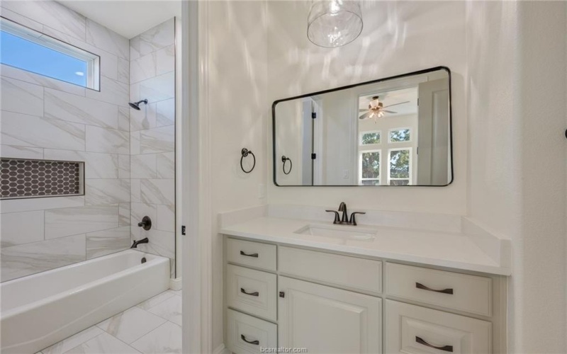 6652 Ridgeview Estates Lane, Bryan, TX 77808, 4 Habitaciones Habitaciones , ,3 BañosBaños,Residential,En Venta,6652 Ridgeview Estates Lane,25006865