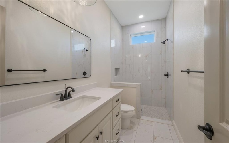 6652 Ridgeview Estates Lane, Bryan, TX 77808, 4 Habitaciones Habitaciones , ,3 BañosBaños,Residential,En Venta,6652 Ridgeview Estates Lane,25006865