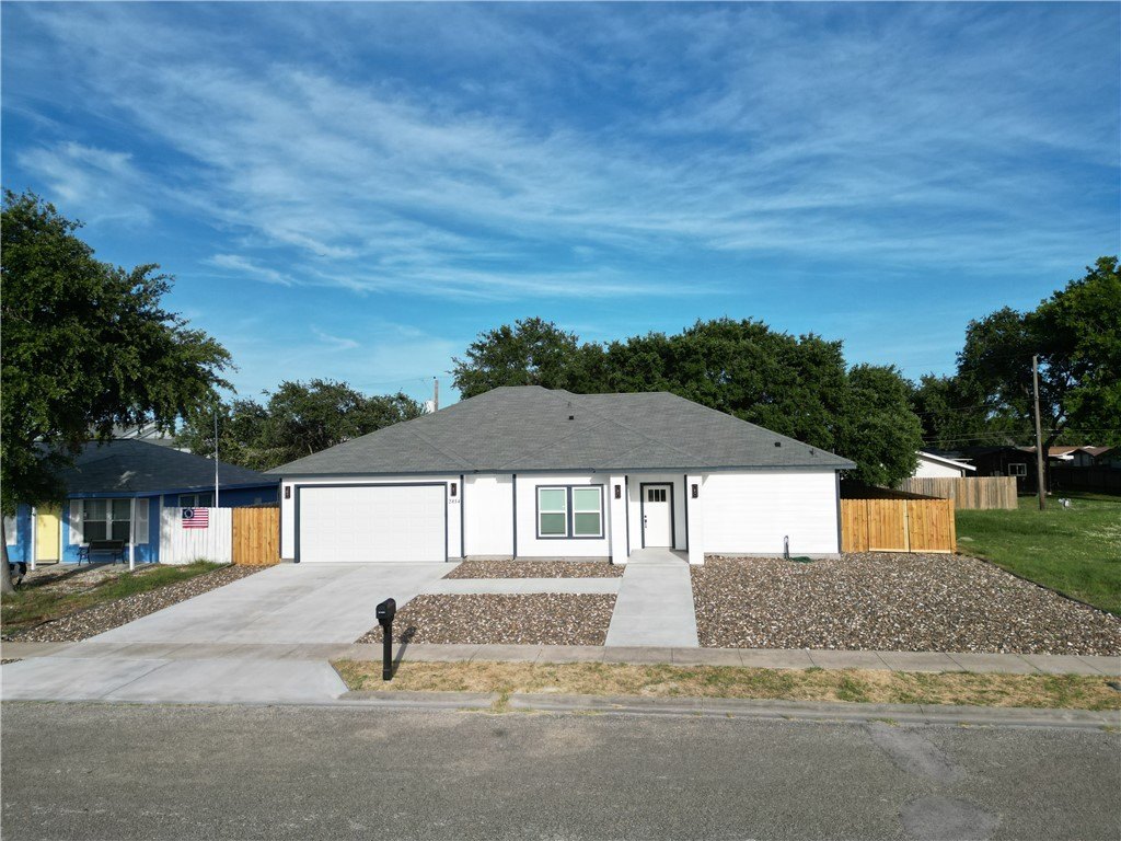 2814 Held Drive, Corpus Christi, TX 78418, 4 Bedrooms Bedrooms, ,2 BathroomsBathrooms,Residential,For Sale,2814 Held Drive,460446