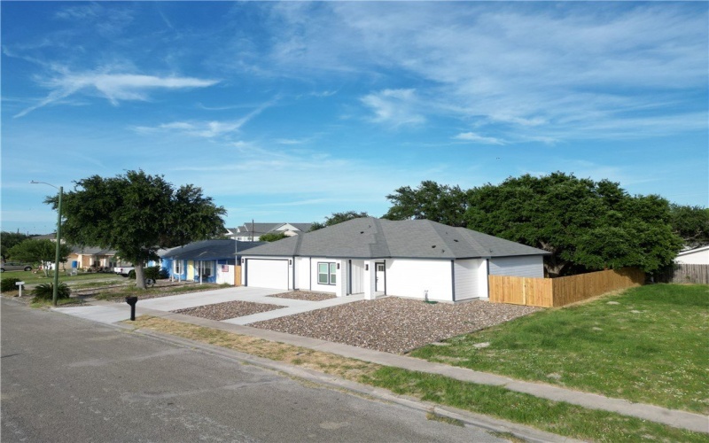 2814 Held Drive, Corpus Christi, TX 78418, 4 Bedrooms Bedrooms, ,2 BathroomsBathrooms,Residential,For Sale,2814 Held Drive,460446