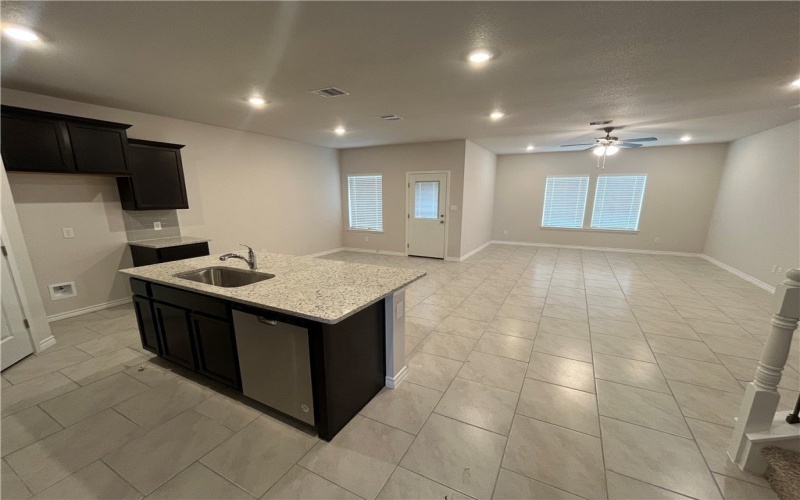 7305 Wilder Lane, Corpus Christi, TX 78414, 4 Bedrooms Bedrooms, ,3 BathroomsBathrooms,Residential,For Sale,7305 Wilder Lane,460497