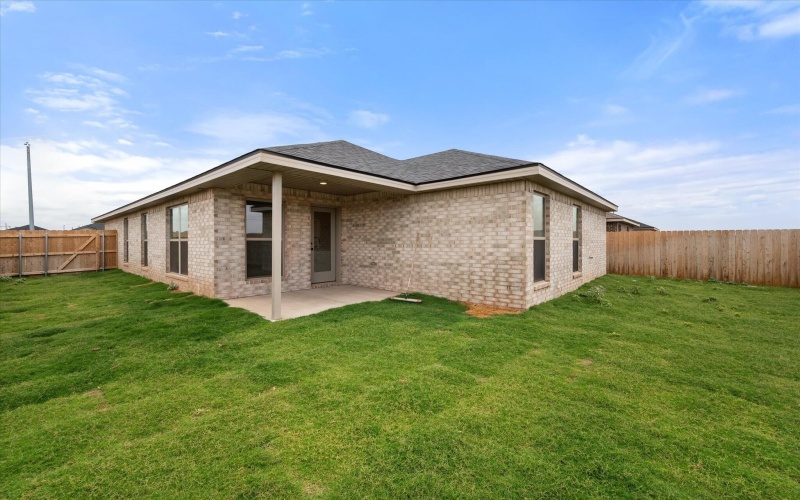 1310 N Colton Avenue, Lubbock, TX 79416, 4 Habitaciones Habitaciones , ,2 BañosBaños,Residential,En Venta,1310 N Colton Avenue,202556201