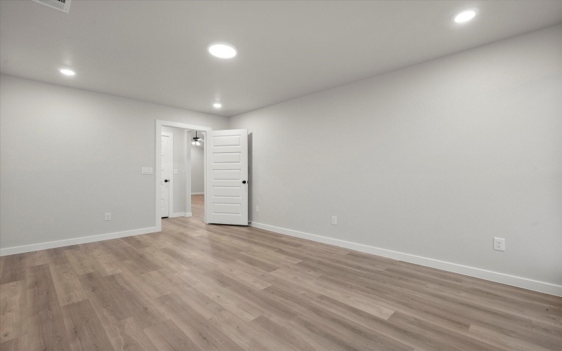 635 E 31st Street, Wolfforth, TX 79382, 4 Habitaciones Habitaciones , ,2 BañosBaños,Residential,En Venta,635 E 31st Street,202556203