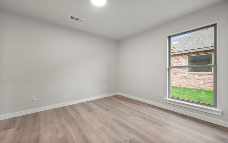 635 E 31st Street, Wolfforth, TX 79382, 4 Habitaciones Habitaciones , ,2 BañosBaños,Residential,En Venta,635 E 31st Street,202556203