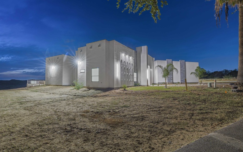 110 Song Bird Ln, LAREDO, TX 78045, 4 Habitaciones Habitaciones , ,3 BañosBaños,Residential,En Venta,110 Song Bird Ln,0,20252519