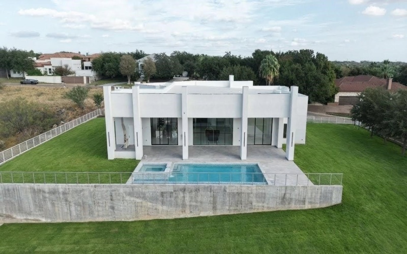 110 Song Bird Ln, LAREDO, TX 78045, 4 Habitaciones Habitaciones , ,3 BañosBaños,Residential,En Venta,110 Song Bird Ln,0,20252519