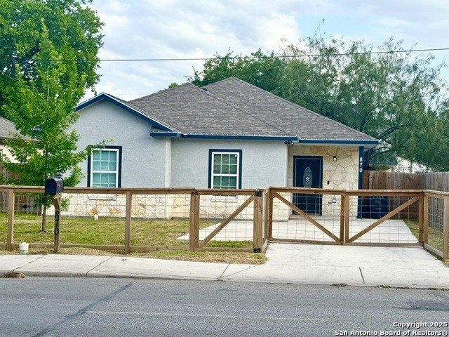 870 W Southcross Blvd, San Antonio, TX 78211, 3 Bedrooms Bedrooms, ,2 BathroomsBathrooms,Residential,For Sale,870 W Southcross Blvd,1875132