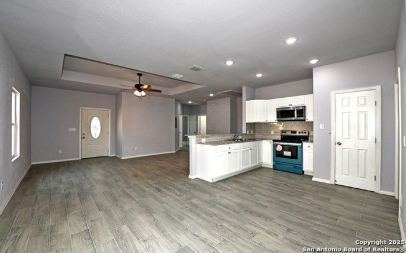 870 W Southcross Blvd, San Antonio, TX 78211, 3 Bedrooms Bedrooms, ,2 BathroomsBathrooms,Residential,For Sale,870 W Southcross Blvd,1875132