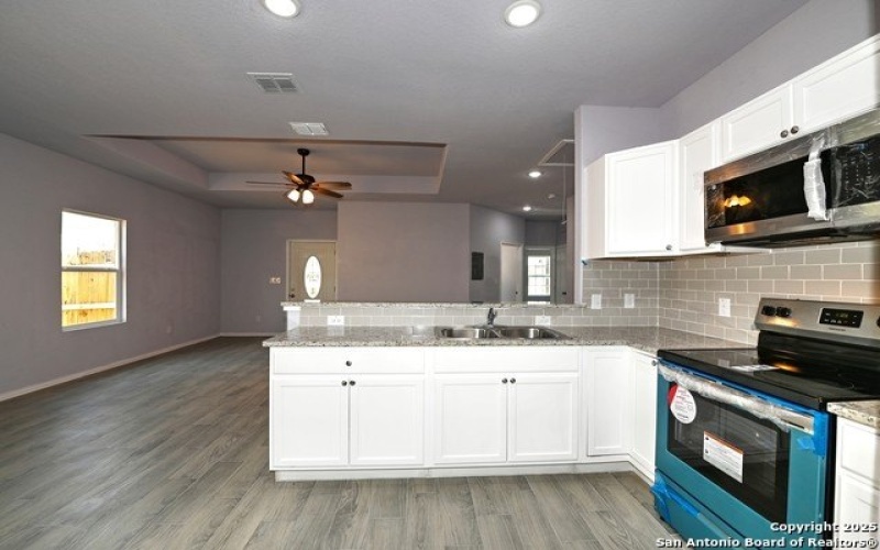 870 W Southcross Blvd, San Antonio, TX 78211, 3 Bedrooms Bedrooms, ,2 BathroomsBathrooms,Residential,For Sale,870 W Southcross Blvd,1875132