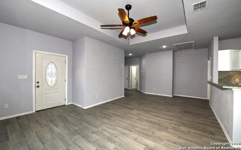 870 W Southcross Blvd, San Antonio, TX 78211, 3 Bedrooms Bedrooms, ,2 BathroomsBathrooms,Residential,For Sale,870 W Southcross Blvd,1875132