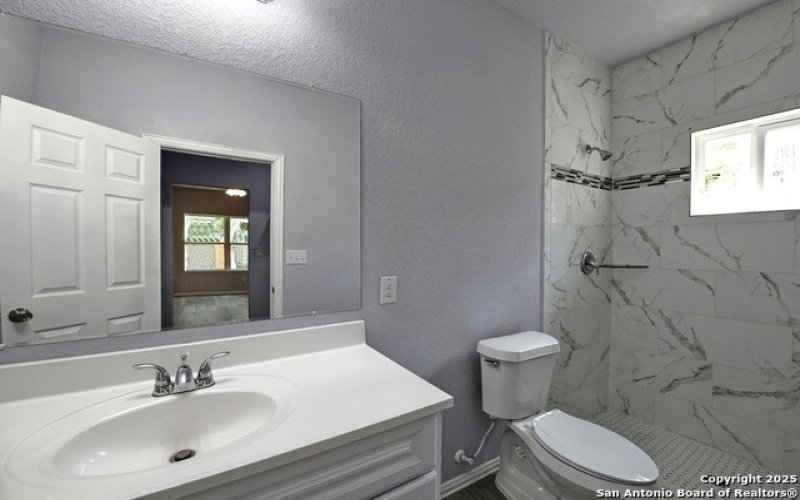 870 W Southcross Blvd, San Antonio, TX 78211, 3 Bedrooms Bedrooms, ,2 BathroomsBathrooms,Residential,For Sale,870 W Southcross Blvd,1875132