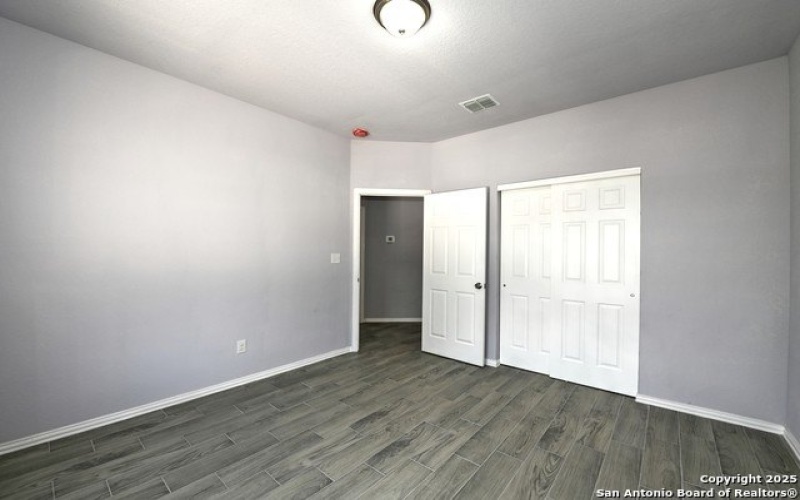 870 W Southcross Blvd, San Antonio, TX 78211, 3 Bedrooms Bedrooms, ,2 BathroomsBathrooms,Residential,For Sale,870 W Southcross Blvd,1875132