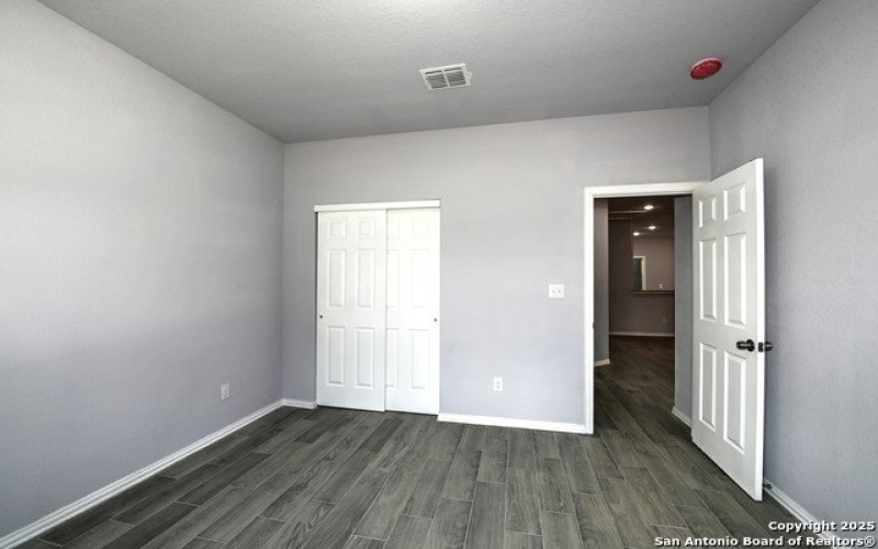 870 W Southcross Blvd, San Antonio, TX 78211, 3 Bedrooms Bedrooms, ,2 BathroomsBathrooms,Residential,For Sale,870 W Southcross Blvd,1875132