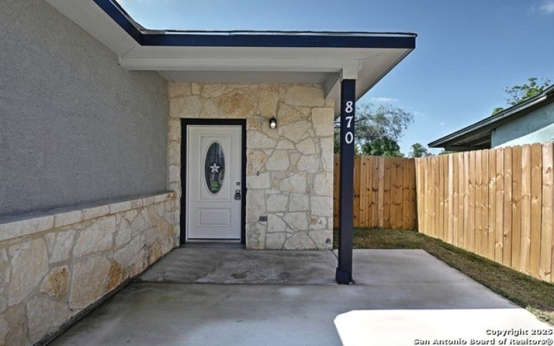 870 W Southcross Blvd, San Antonio, TX 78211, 3 Bedrooms Bedrooms, ,2 BathroomsBathrooms,Residential,For Sale,870 W Southcross Blvd,1875132