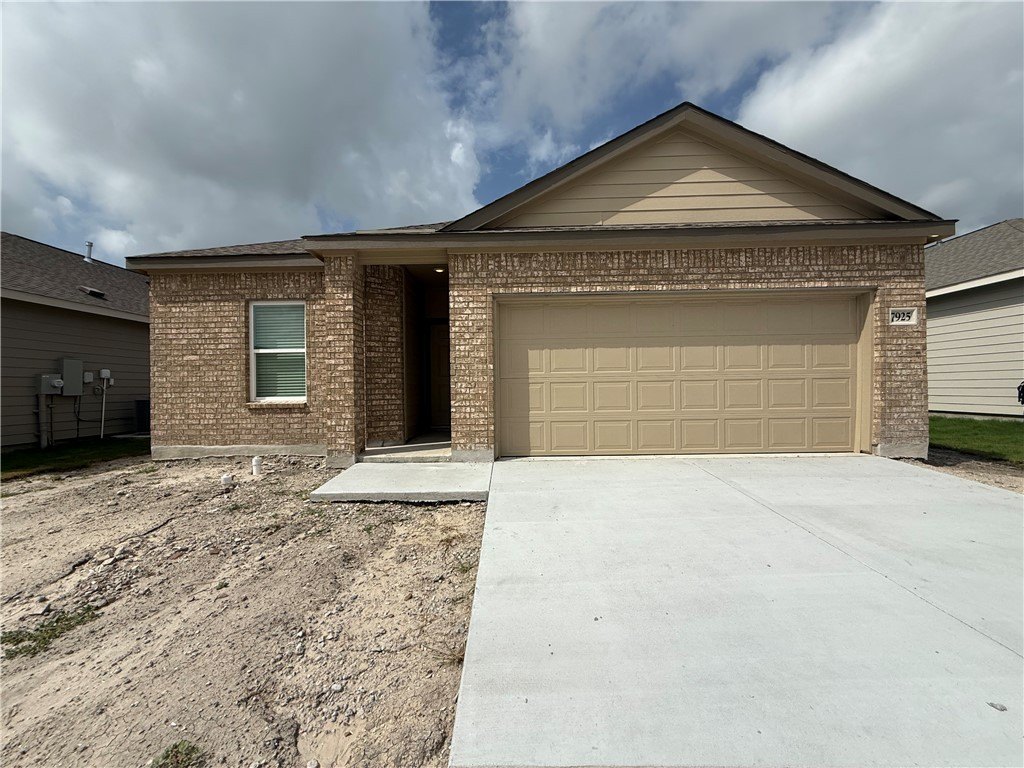 7925 Wonder Woman Drive, Corpus Christi, TX 78414, 4 Habitaciones Habitaciones , ,3 BañosBaños,Residential,En Venta,7925 Wonder Woman Drive,460539