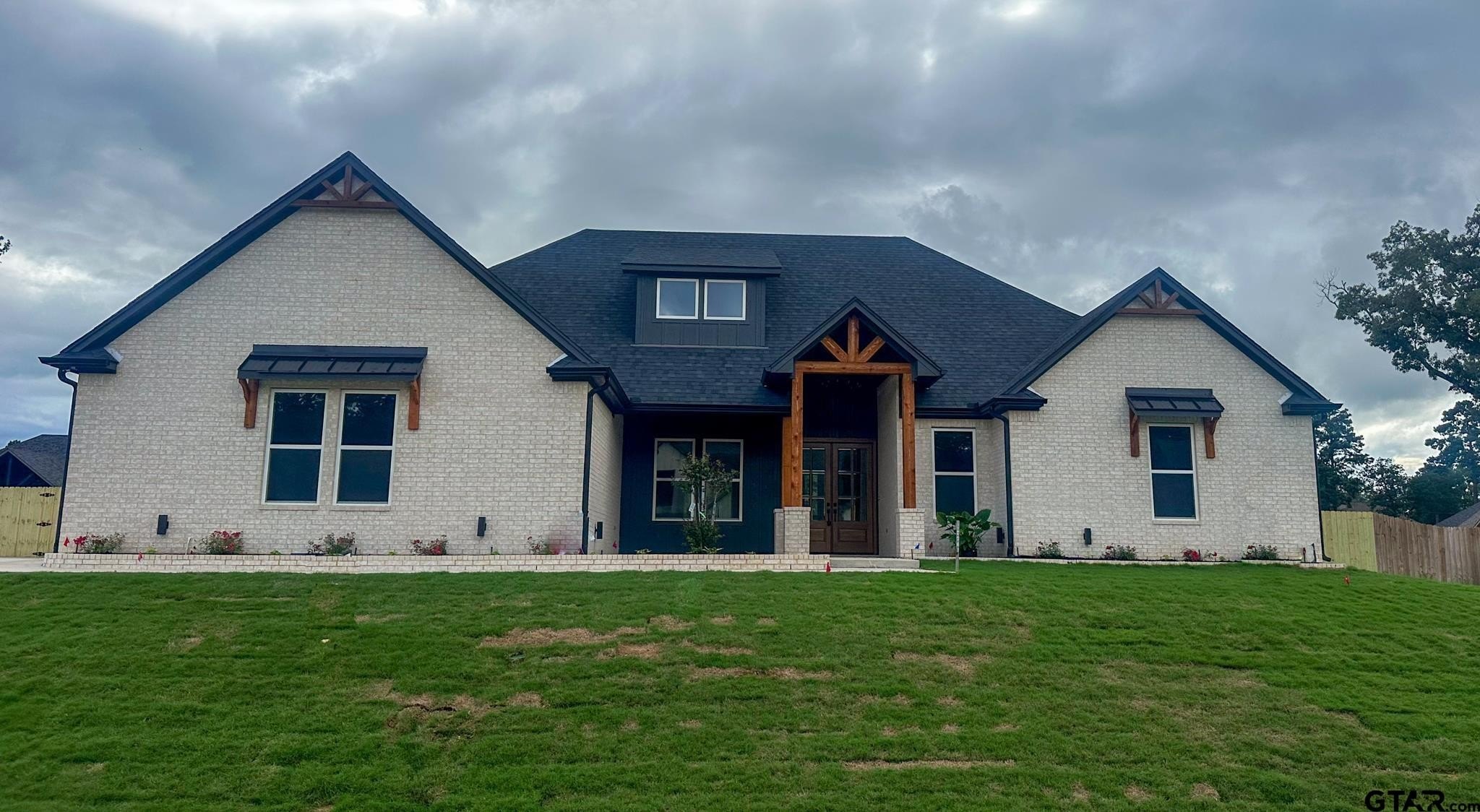 14438 Woodland Creek, Tyler, TX 75706, 4 Habitaciones Habitaciones , ,2 BañosBaños,Residential,En Venta,14438 Woodland Creek,25009011