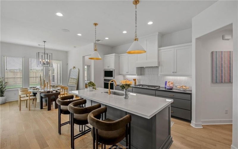 2363 Sudden Breeze Drive, College Station, TX 77845, 4 Habitaciones Habitaciones , ,3 BañosBaños,Residential,En Venta,2363 Sudden Breeze Drive,25004818