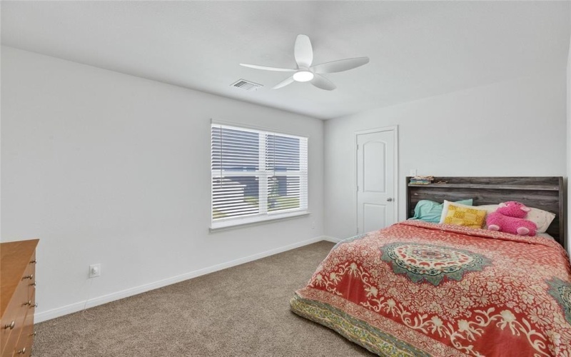 9900 Fighting Falcon Way, Fort Worth, TX 76131, 5 Habitaciones Habitaciones , ,2 BañosBaños,Residential,En Venta,9900 Fighting Falcon Way,20963021