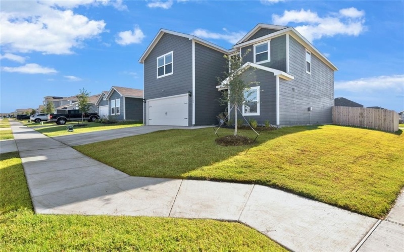 9900 Fighting Falcon Way, Fort Worth, TX 76131, 5 Habitaciones Habitaciones , ,2 BañosBaños,Residential,En Venta,9900 Fighting Falcon Way,20963021