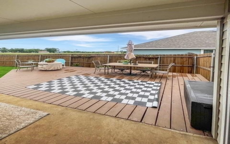201 Bailey Ranch Drive, Lindsay, TX 76240, 3 Bedrooms Bedrooms, ,2 BathroomsBathrooms,Residential,For Sale,201 Bailey Ranch Drive,20964403
