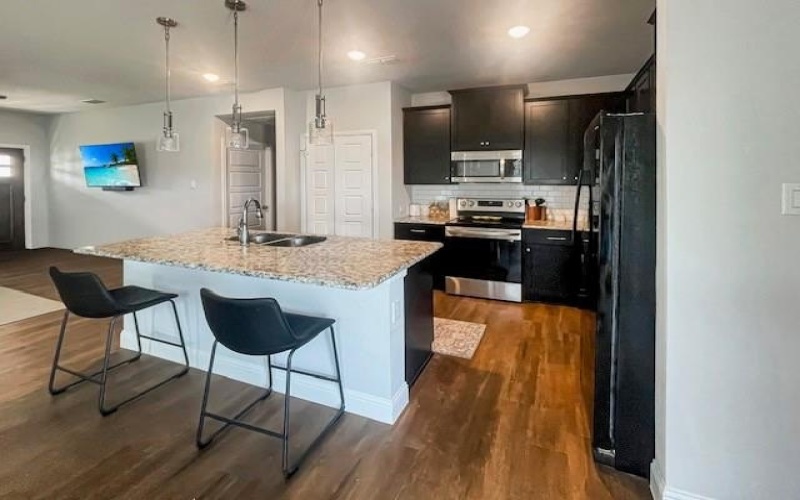 201 Bailey Ranch Drive, Lindsay, TX 76240, 3 Bedrooms Bedrooms, ,2 BathroomsBathrooms,Residential,For Sale,201 Bailey Ranch Drive,20964403