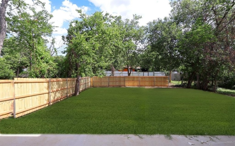 1032 E Arlington Avenue, Fort Worth, TX 76104, 4 Bedrooms Bedrooms, ,2 BathroomsBathrooms,Residential,For Sale,1032 E Arlington Avenue,20964581