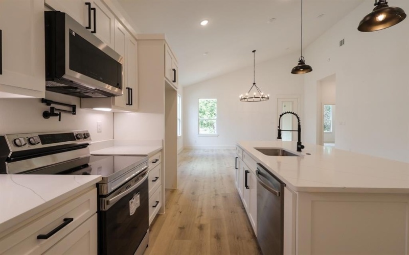1032 E Arlington Avenue, Fort Worth, TX 76104, 4 Bedrooms Bedrooms, ,2 BathroomsBathrooms,Residential,For Sale,1032 E Arlington Avenue,20964581