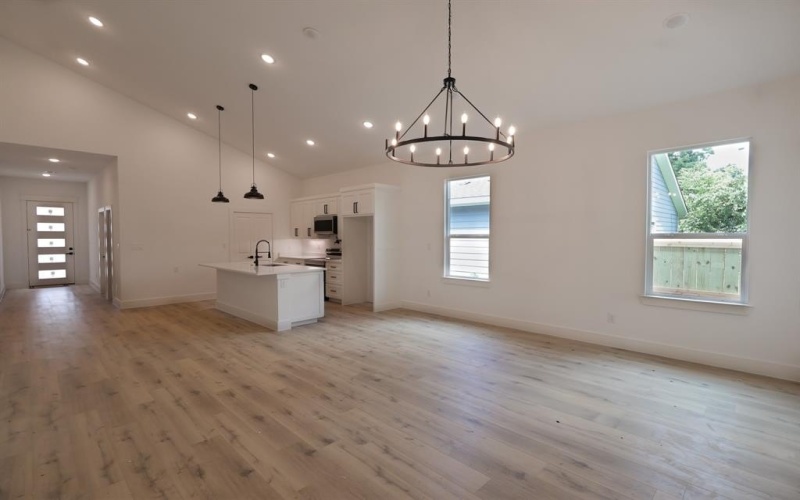 1032 E Arlington Avenue, Fort Worth, TX 76104, 4 Bedrooms Bedrooms, ,2 BathroomsBathrooms,Residential,For Sale,1032 E Arlington Avenue,20964581