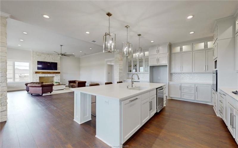 7844 Mathis Creek Drive, Bryan, TX 77808-1547, 4 Habitaciones Habitaciones , ,3 BañosBaños,Residential,En Venta,7844 Mathis Creek Drive,0,25004821