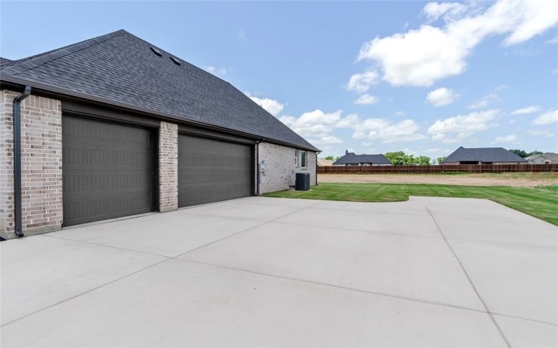 205 Stuart, Paradise, TX 76073, 3 Bedrooms Bedrooms, ,2 BathroomsBathrooms,Residential,For Sale,205 Stuart,20964991
