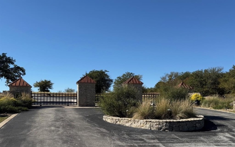 114 Ridgeline Drive, Chico, TX 76431, 4 Bedrooms Bedrooms, ,3 BathroomsBathrooms,Residential,For Sale,114 Ridgeline Drive,0,20965281