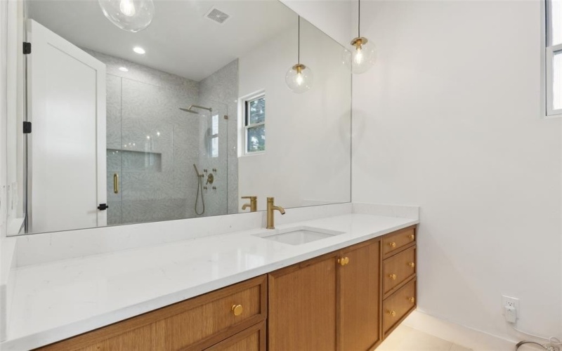 3884 Cortez Drive, Dallas, TX 75220, 5 Habitaciones Habitaciones , ,6 BañosBaños,Residential,En Venta,3884 Cortez Drive,20965537