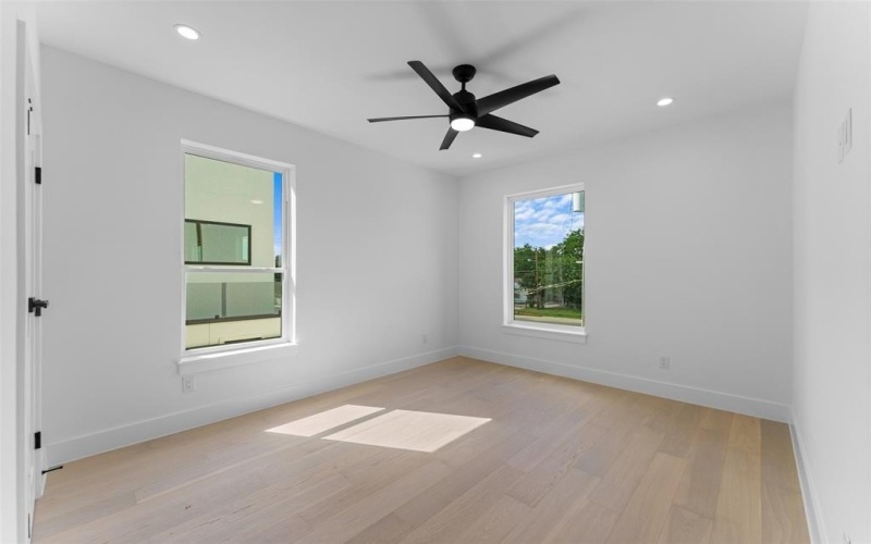 1626 Canada Drive, Dallas, TX 75212, 5 Habitaciones Habitaciones , ,6 BañosBaños,Residential,En Venta,1626 Canada Drive,20965953