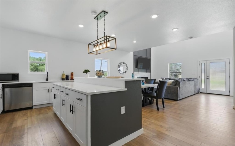 5114 Stoneridge Drive, Granbury, TX 76048, 4 Habitaciones Habitaciones , ,3 BañosBaños,Residential,En Venta,5114 Stoneridge Drive,20966068