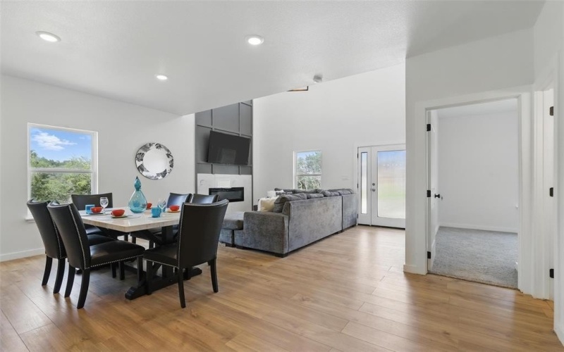 5114 Stoneridge Drive, Granbury, TX 76048, 4 Habitaciones Habitaciones , ,3 BañosBaños,Residential,En Venta,5114 Stoneridge Drive,20966068