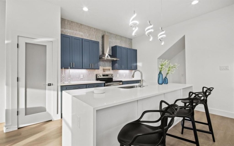 2503 Lawrence Street, Dallas, TX 75215, 3 Bedrooms Bedrooms, ,2 BathroomsBathrooms,Residential,For Sale,2503 Lawrence Street,20966122