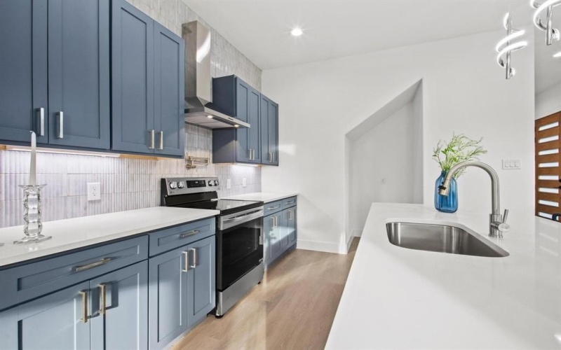 2503 Lawrence Street, Dallas, TX 75215, 3 Bedrooms Bedrooms, ,2 BathroomsBathrooms,Residential,For Sale,2503 Lawrence Street,20966122