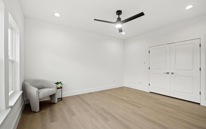 2503 Lawrence Street, Dallas, TX 75215, 3 Bedrooms Bedrooms, ,2 BathroomsBathrooms,Residential,For Sale,2503 Lawrence Street,20966122