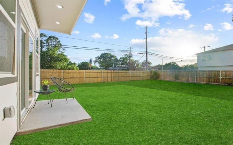 2503 Lawrence Street, Dallas, TX 75215, 3 Bedrooms Bedrooms, ,2 BathroomsBathrooms,Residential,For Sale,2503 Lawrence Street,20966122