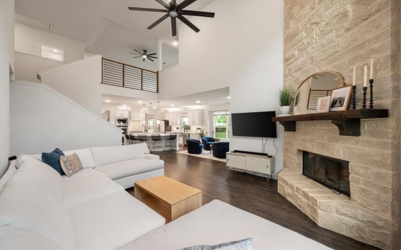 3603 High Drive, Grapevine, TX 76051, 4 Habitaciones Habitaciones , ,3 BañosBaños,Residential,En Venta,3603 High Drive,20966195