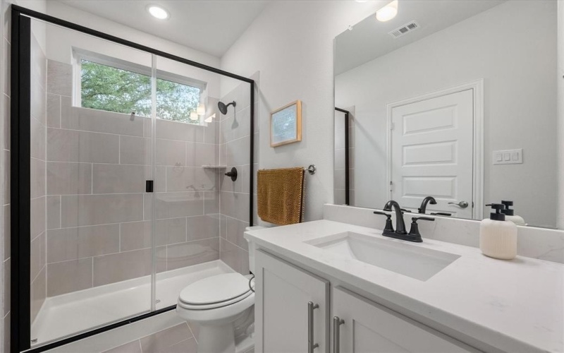 3603 High Drive, Grapevine, TX 76051, 4 Habitaciones Habitaciones , ,3 BañosBaños,Residential,En Venta,3603 High Drive,20966195